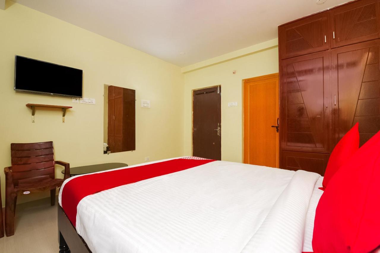 Oyo 26234 Annapurna Nilayam Hotel Vijayawada Exterior photo